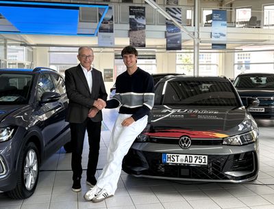 Neu Gruppe sponsert VW Passat für Vizeweltmeister im Rudern, Ole Hohensee
