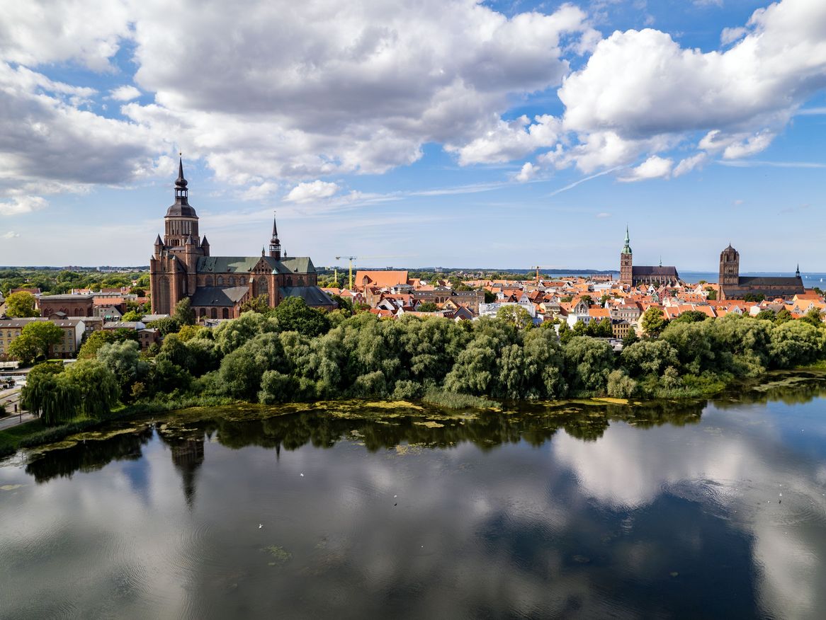 Foto der Stadt Stralsund bei Sonnenschein