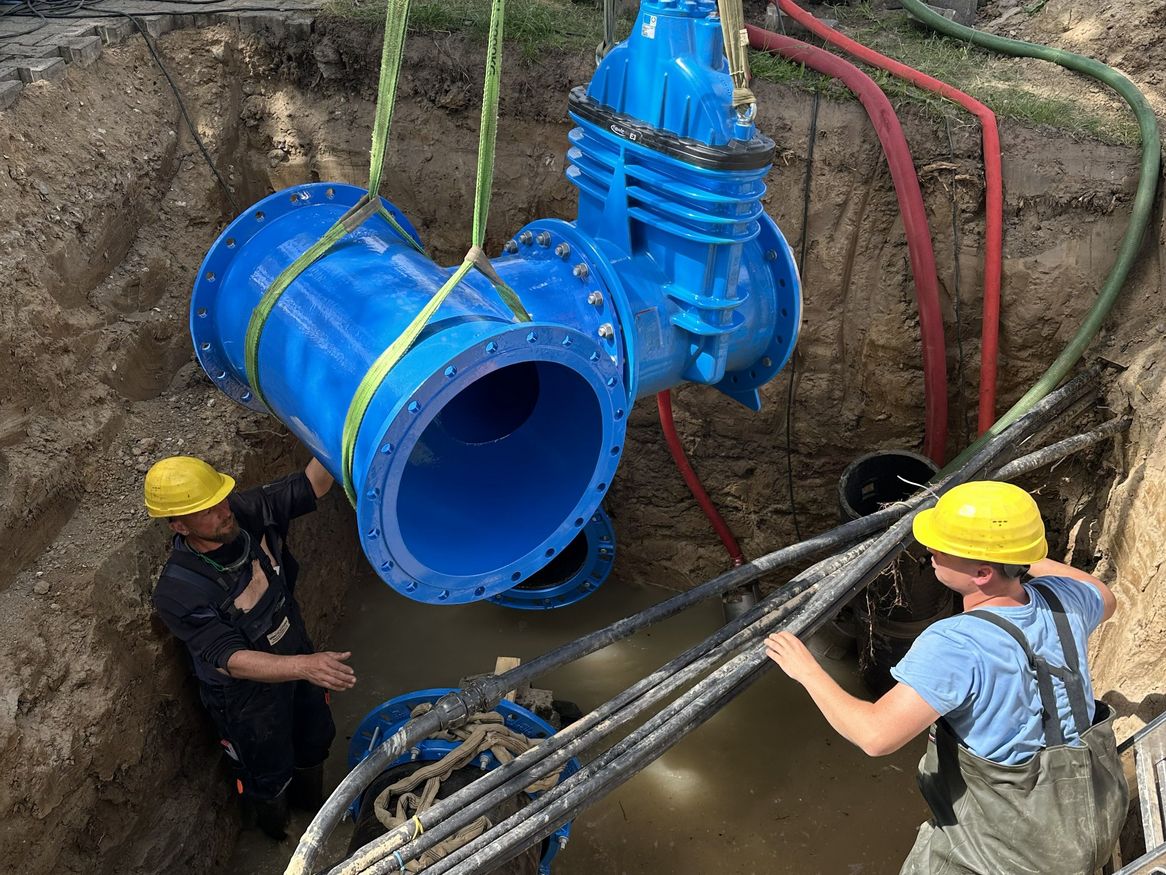REWA erneuert in Grünhufe einen wichtigen Abschnitt der Haupttrinkwasserleitung – naturschonend und zukunftssicher.
