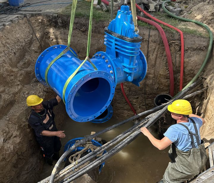 REWA erneuert in Grünhufe einen wichtigen Abschnitt der Haupttrinkwasserleitung – naturschonend und zukunftssicher.