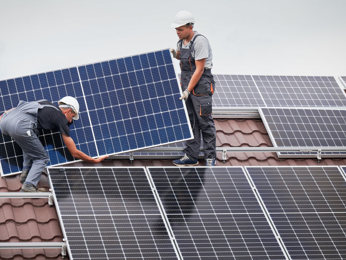 Installation von Photovoltaikanlagen durch die Stadtwerke Stralsund – erneuerbare Energien für Ihr Zuhause